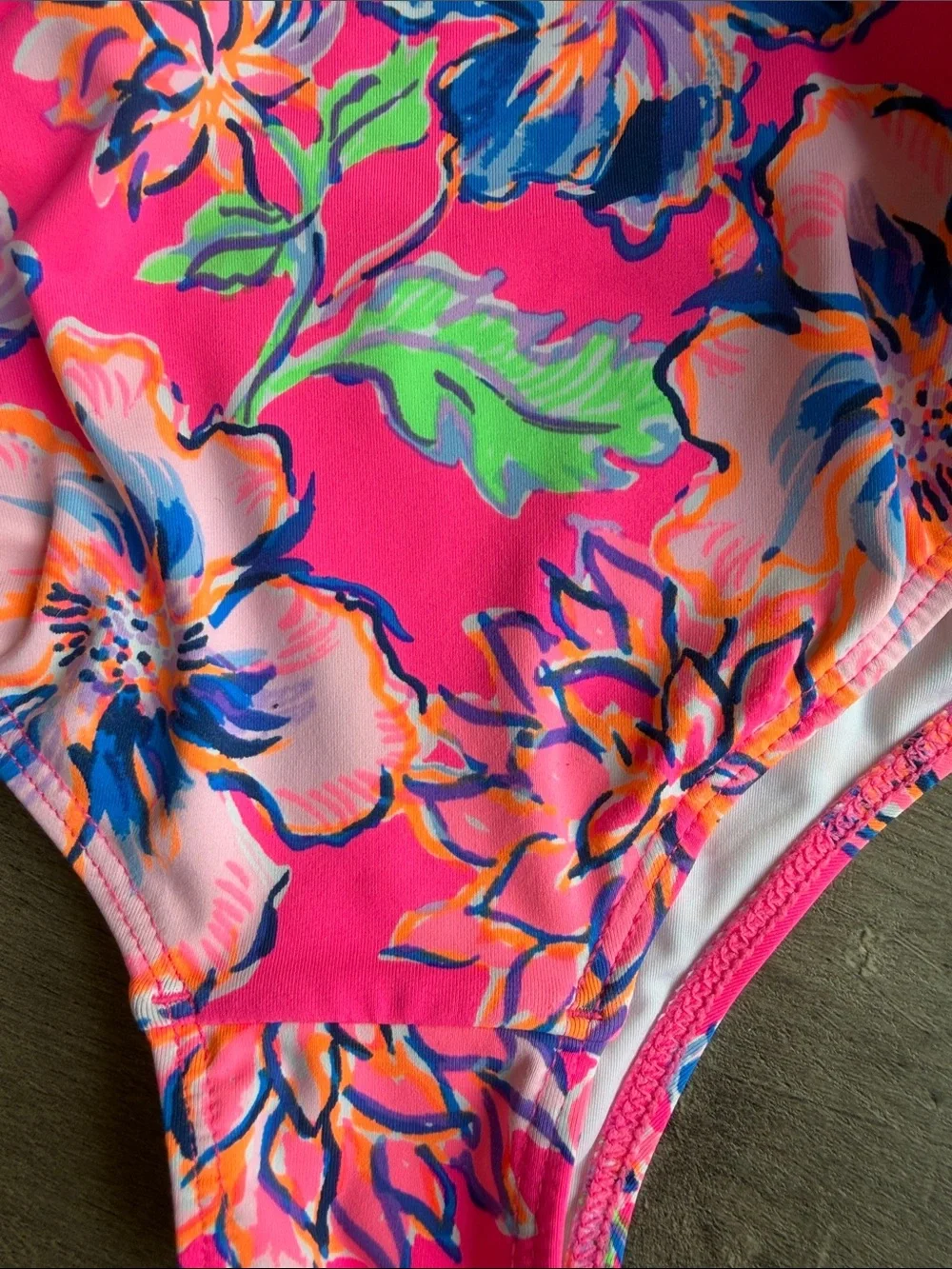 Lilly Pulitzer girls Mini Kasme Bikini Upf 50+ - size 10